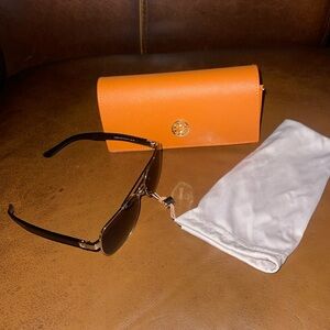 Tory birch sunglasses